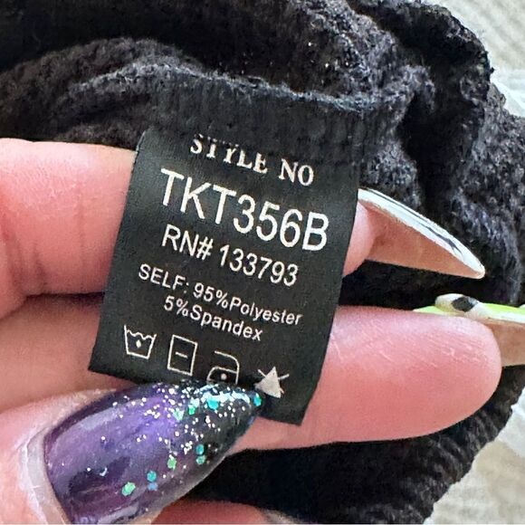 NWOT POL waffle textured floral chocolate brown & black crop top Sz L - Picture 6 of 6